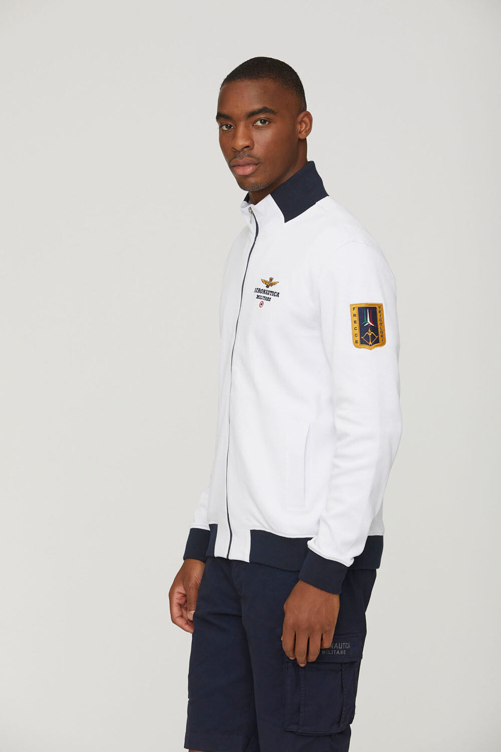 Tricolor insert embroidered sweatshirt