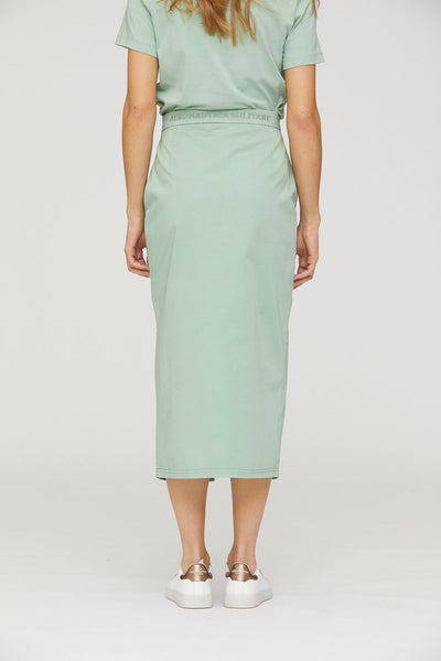 Midi skirt with pockets and slit