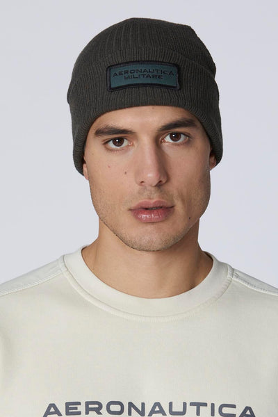 Recycled knit beanie with patch