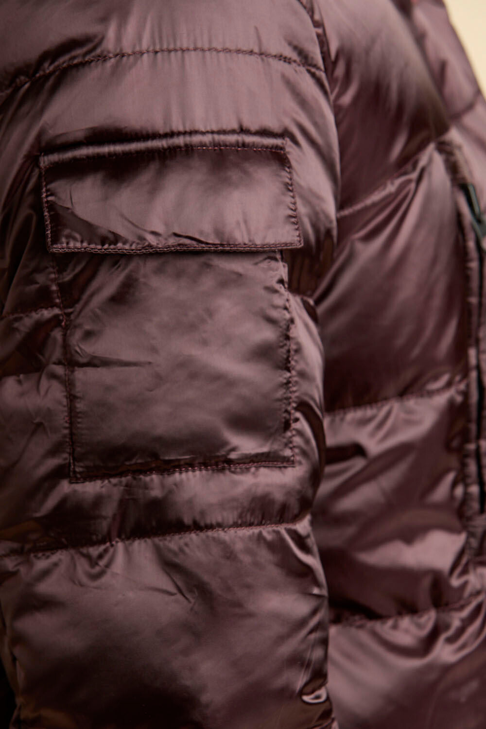 Glossy puffer jacket with eco padding