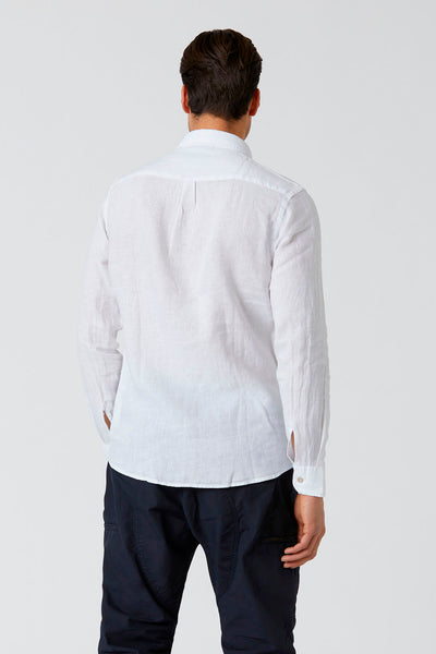 Long-sleeved linen shirt