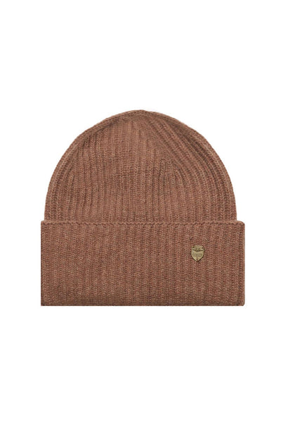 Women's beanie with metal plaque