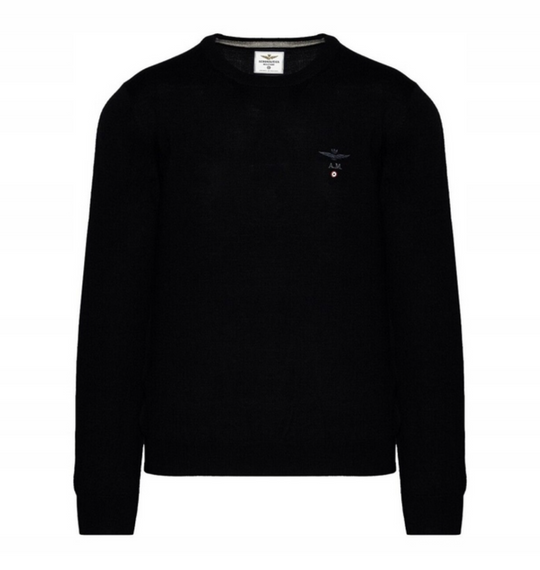 Basic crew neck wool sweater