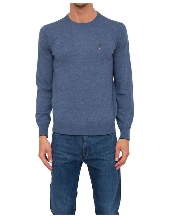 Basic crew neck wool sweater