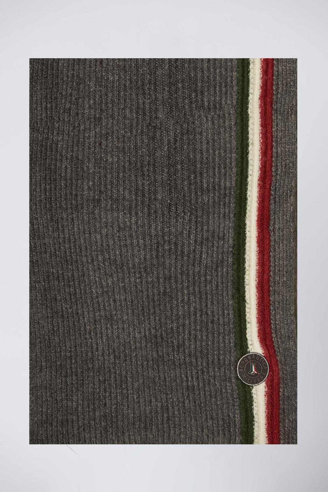 Scarf with tricolor and patch