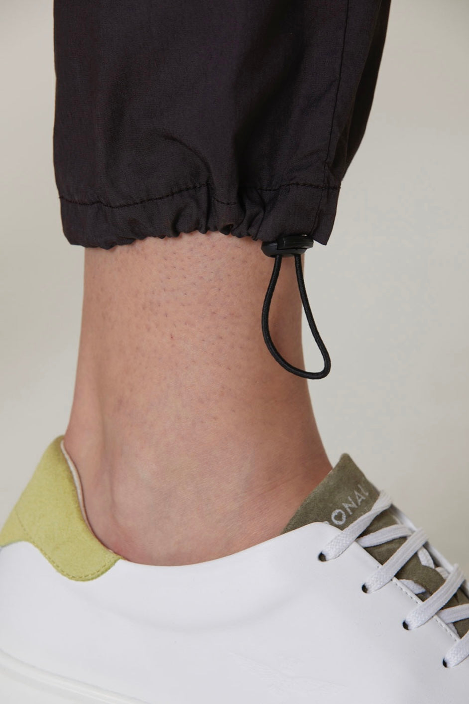 Short-sleeved jumpsuit in poplin/nylon