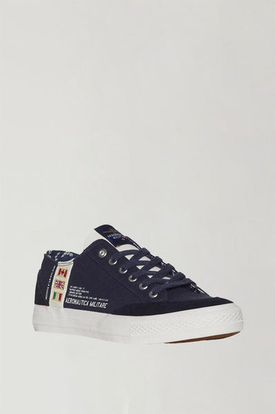 Cotton sneakers with patch